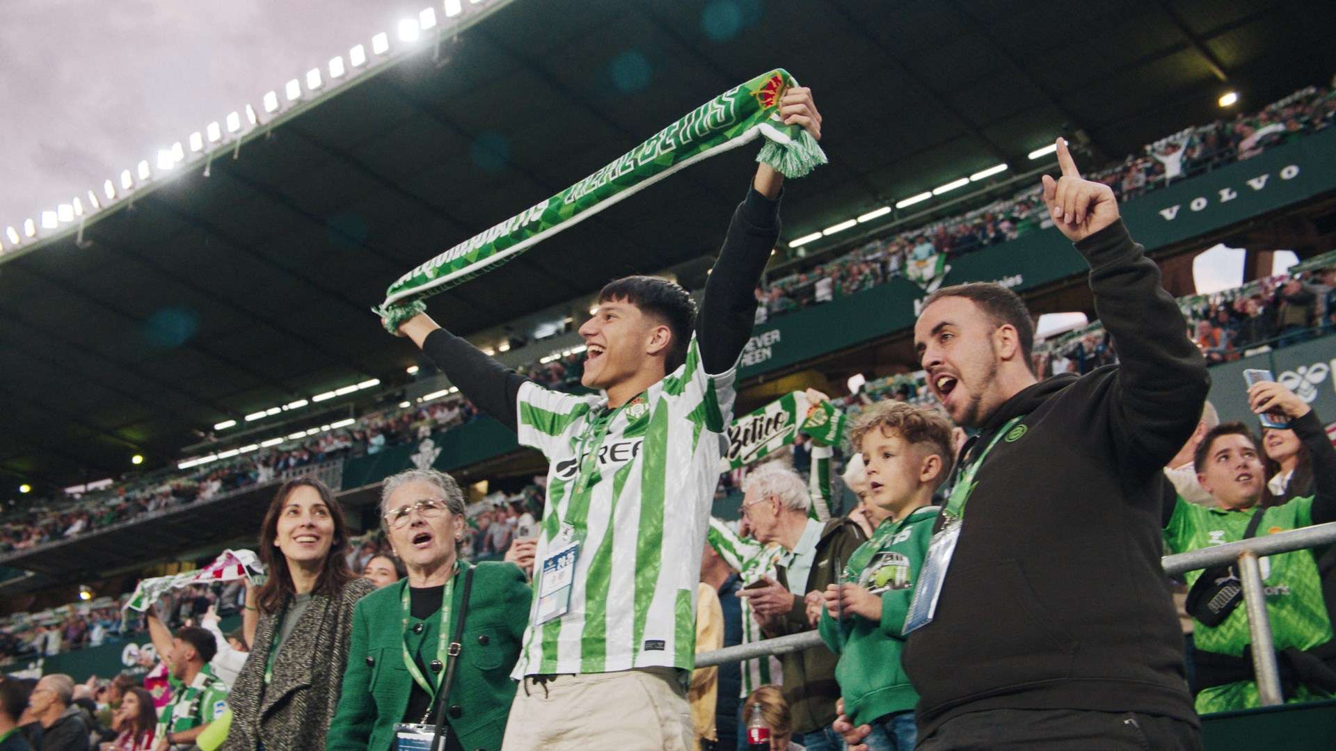 被认为是孔 被认为是孔